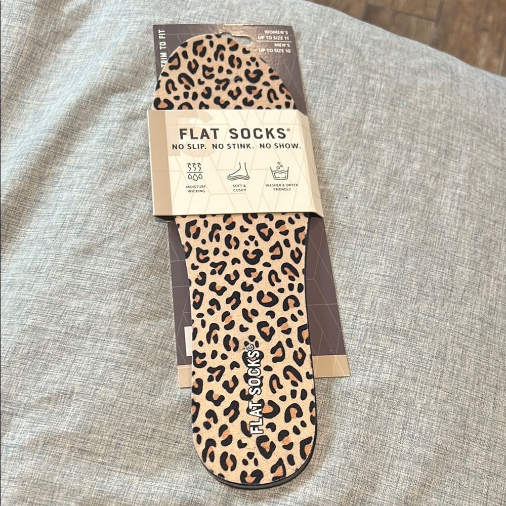Leopard Print No-Show Socks